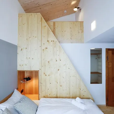 Fruehstueckspension Sonnblick Bed & Breakfast *
