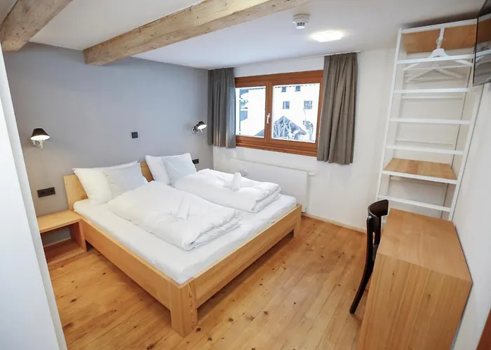 Fruehstueckspension Sonnblick シュトゥーベン・アム・アールベルク